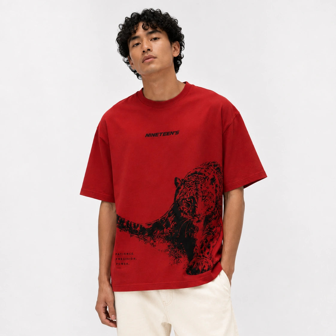 SILENT PREDATOR
TEE