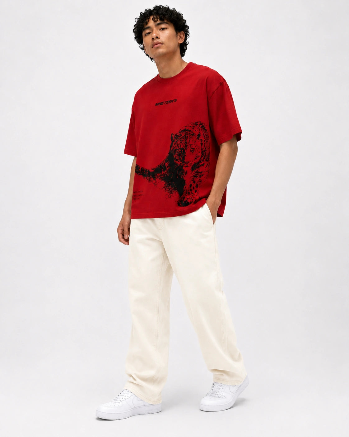 SILENT PREDATOR
TEE