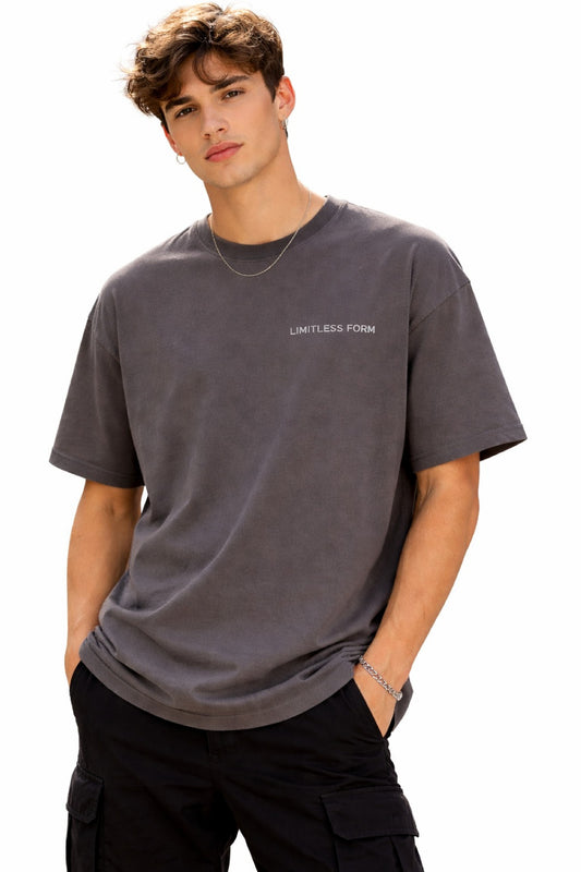 LIMITLESS FORM T-SHIRT